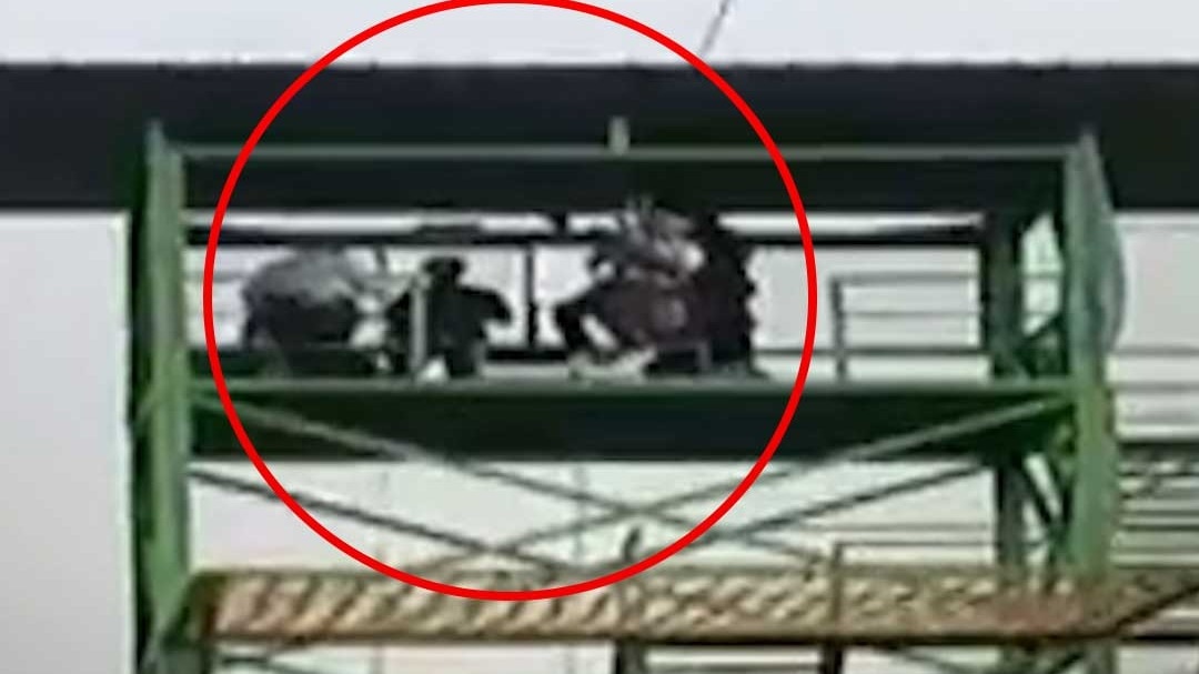 agra zipline case boy dies after falling from 45 feet