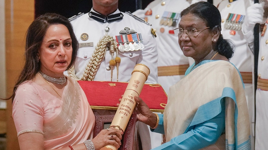 hema malini remembers dharmendra