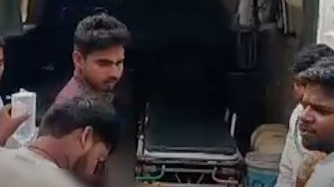 स्मैक पीने से रोकने पर मारी गोली