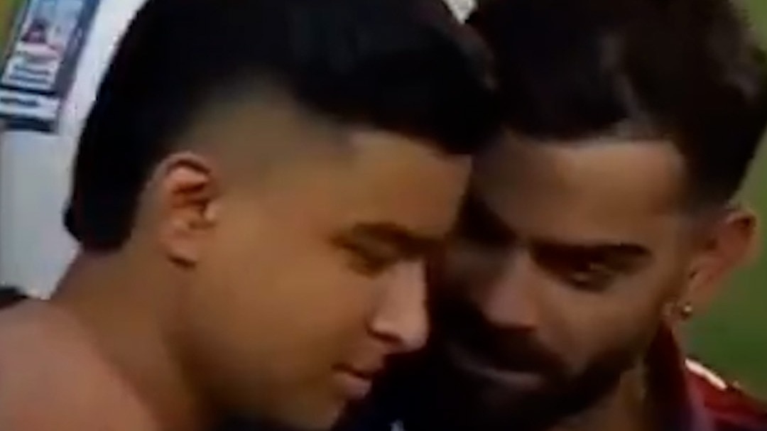 6a1d8396c9a3d-virat-kohli-meets-vaibhav-010521244-16x9.jpg