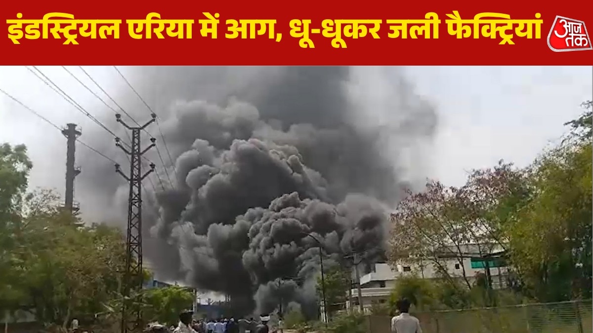 भिवाड़ी में ट्रांसफार्मर ब्लास्ट, 2 फैक्ट्रियां धधकीं, धुआं-धुआं इलाका