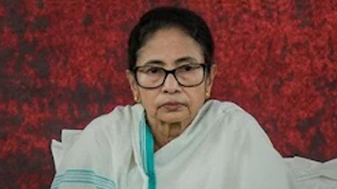 TMC सांसदों में शत्रुघ्न सिन्हा भी हो सकते हैं बागी