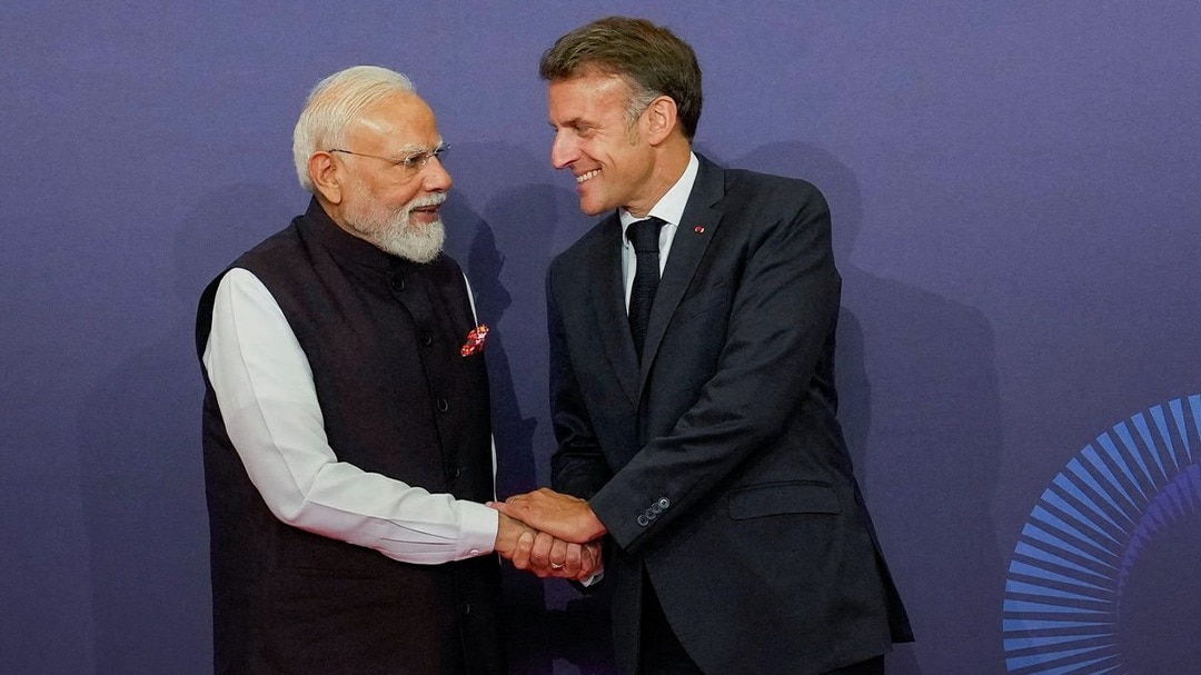 Macron praises India 