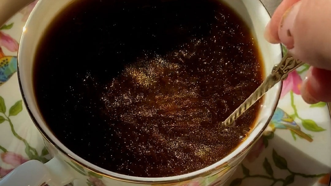 Black Coffee पीने के फायदे और नुकसान क्या हैं?
