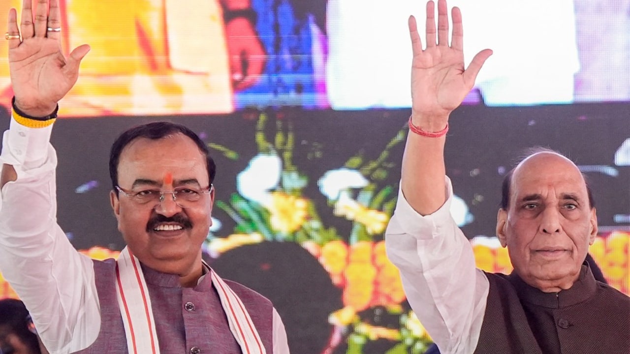 क्या सपा में होने वाली है बड़ी बगावत?