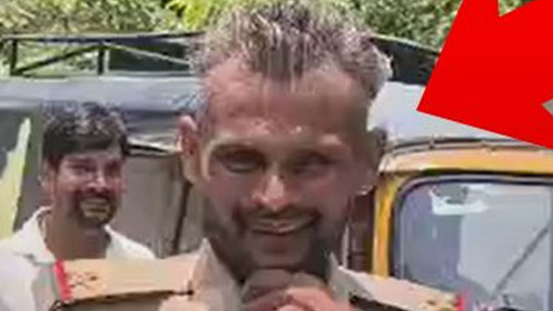 Mirzapur Fake Inspector Viral Video