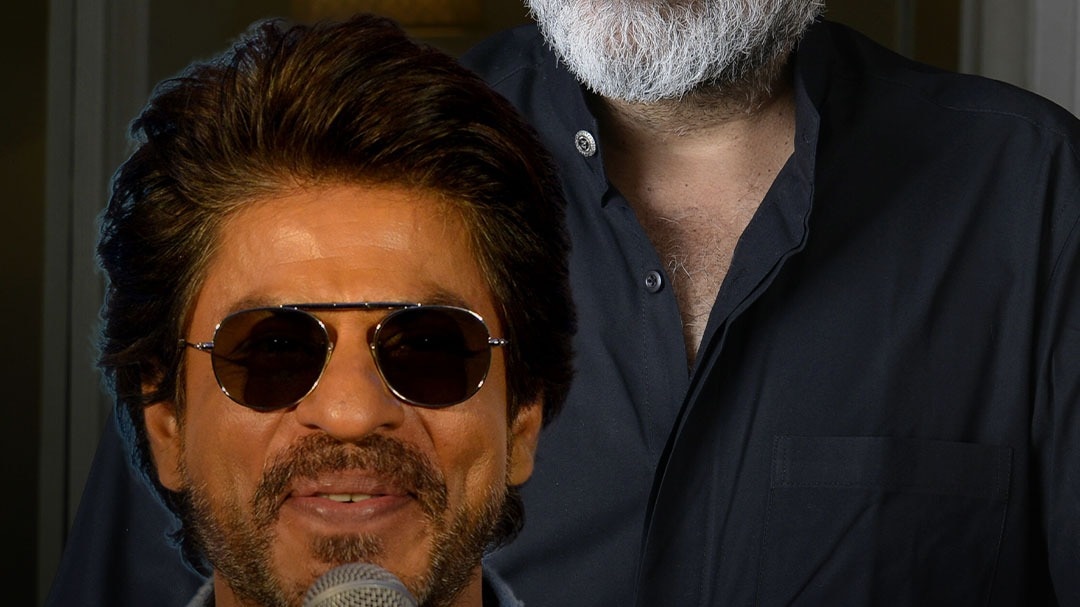 6a3a64b150456-shah-rukh-khan-23491614-16x9.jpg