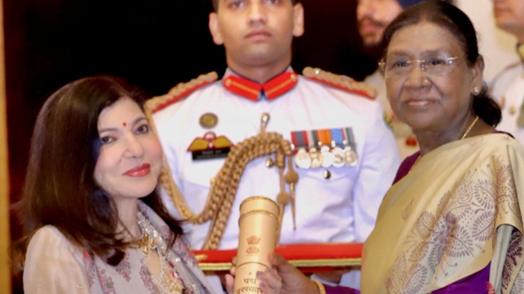 Alka Yagnik 