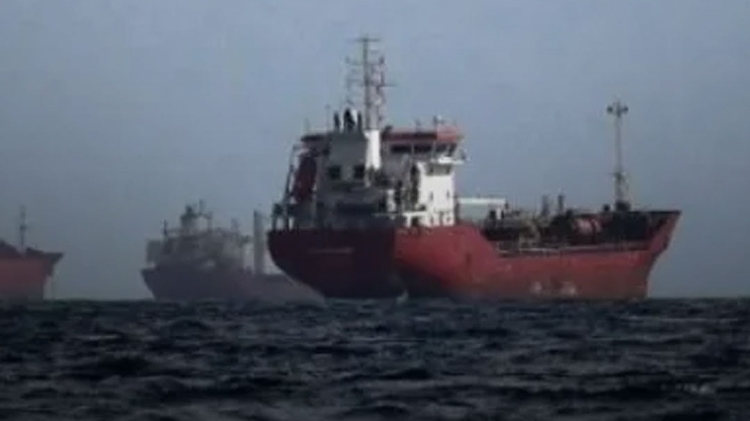Indian ships cross Hormuz