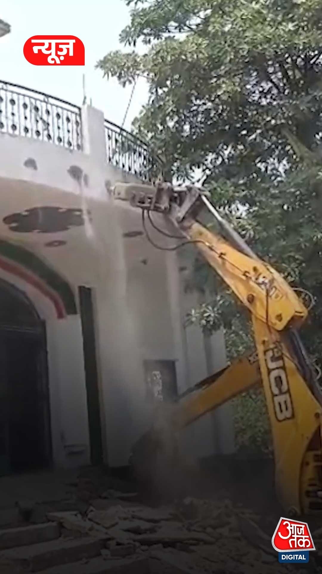 Multi story mazar demolished by up administration in ghaziabad