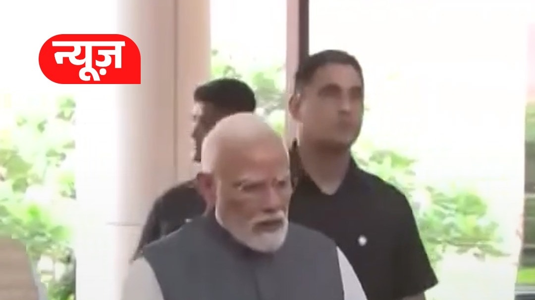 Sonia on modi 