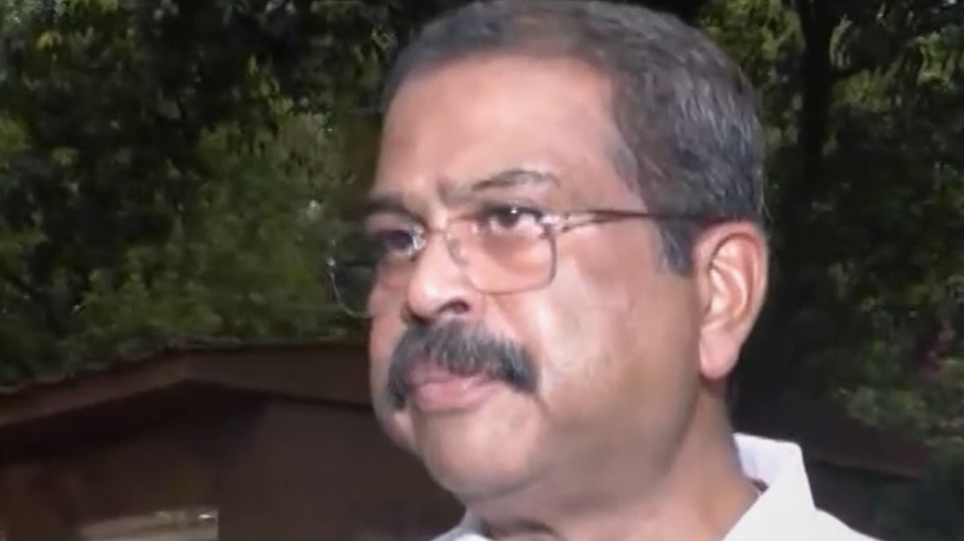dharmendra pradhan resignation 