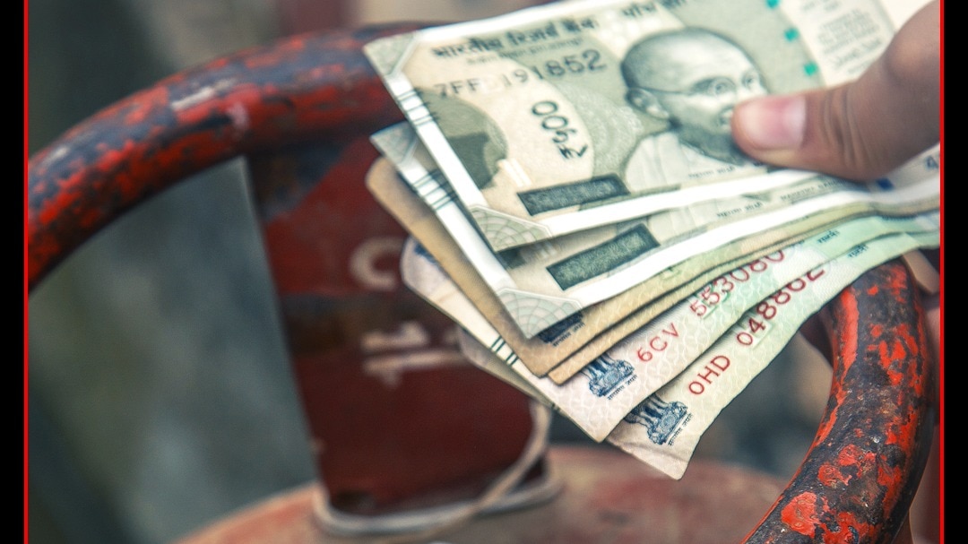 lpg cylinder price cut