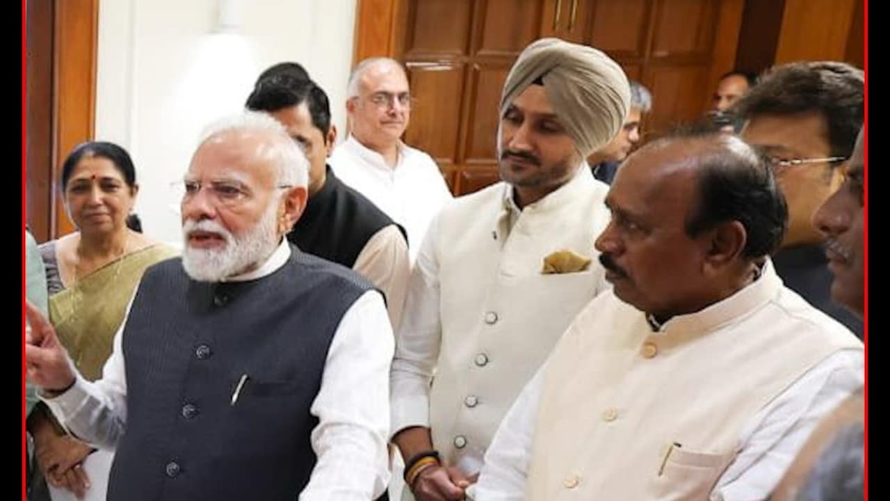 चाय पर PM मोदी से मिले हरभजन सिंह, बोले...