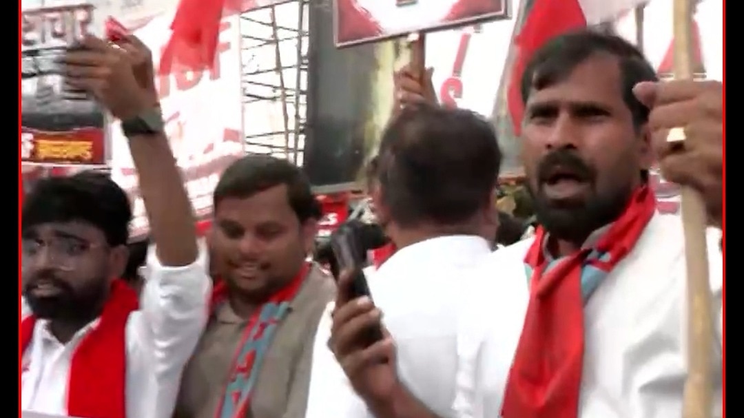 ranchi student protest no job no marriage