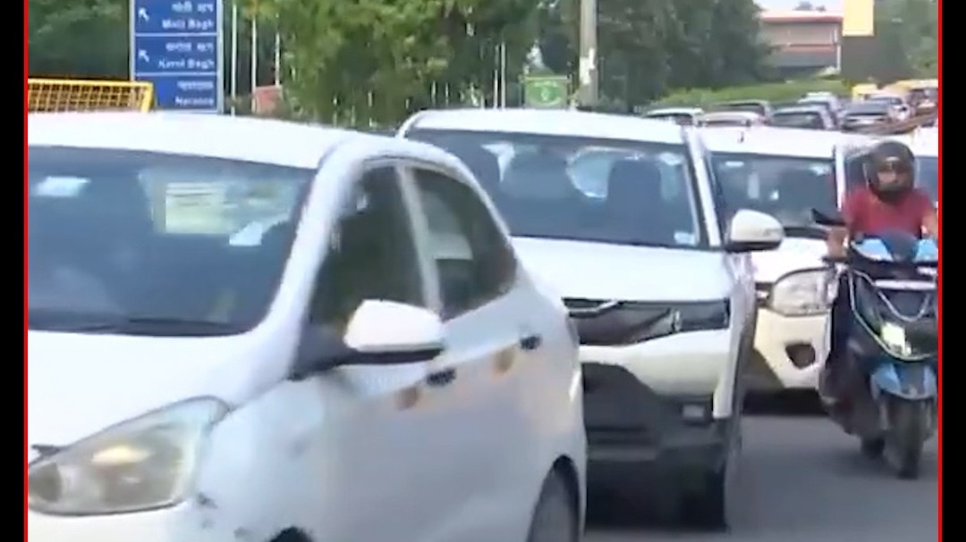 delhi traffic restrictions august 