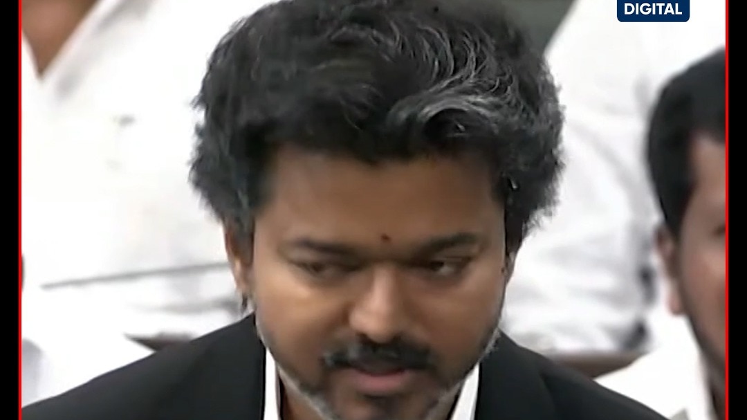 tamil nadu cm vijay threatens