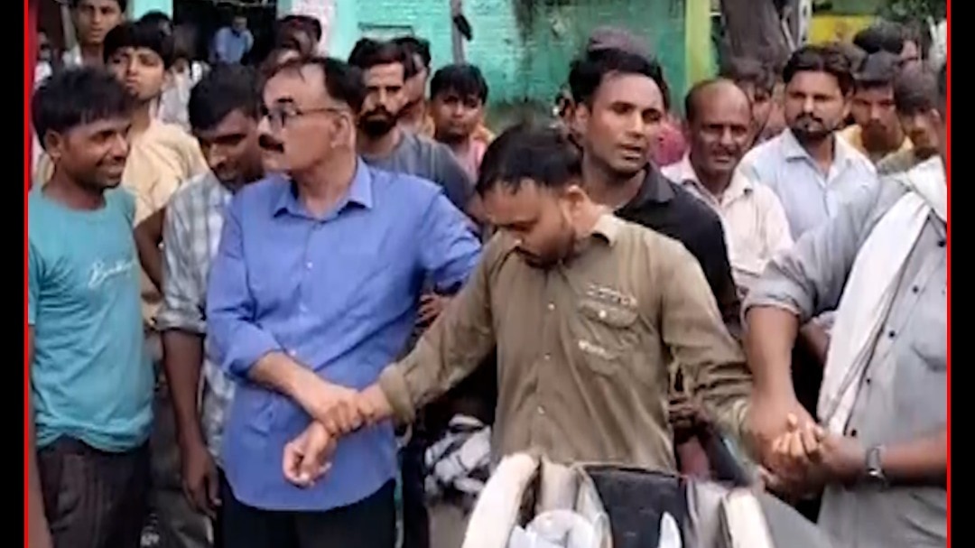 sambhal lekhpal aman kumar