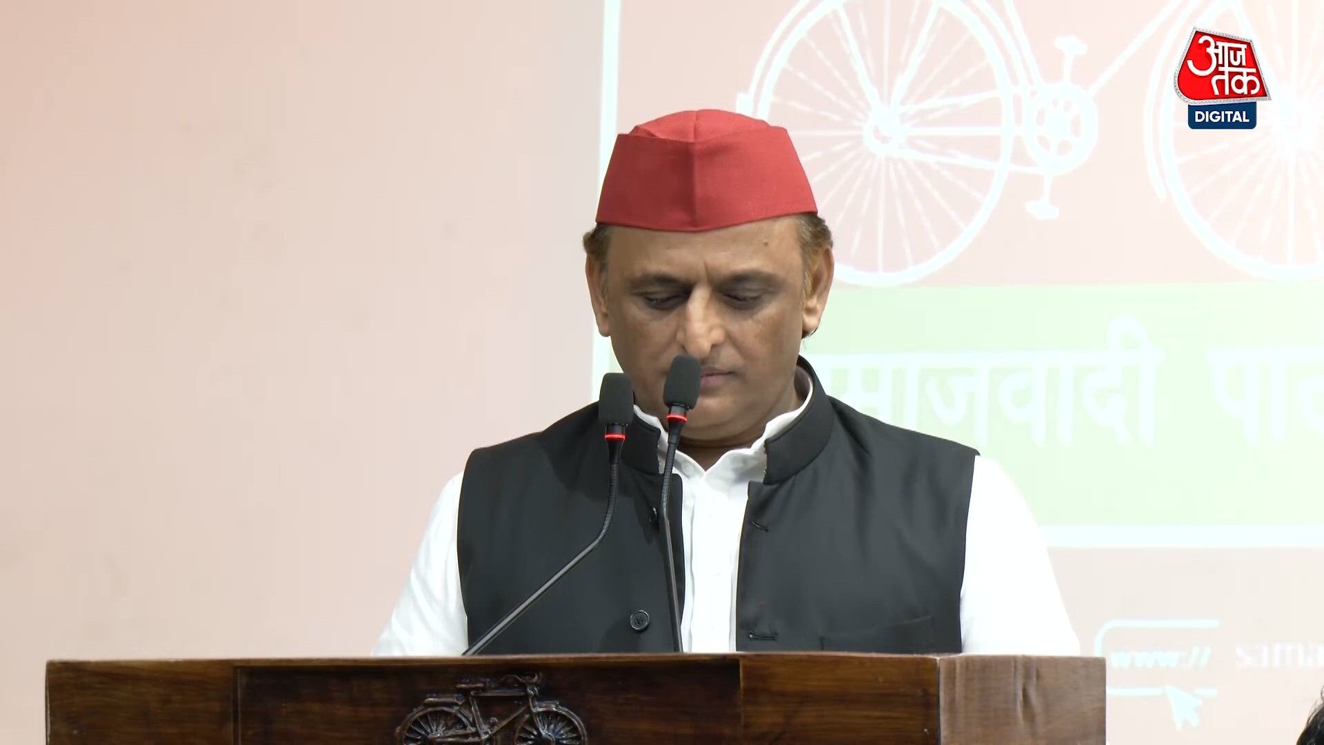 Akhilesh Yadav slams BJP over waterlogging and election manipulation, promises to restore Yash Bharti awards.