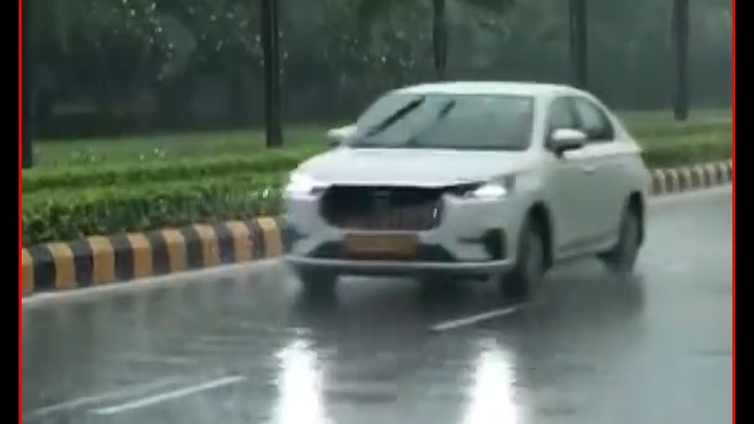 delhi ncr sudden rain