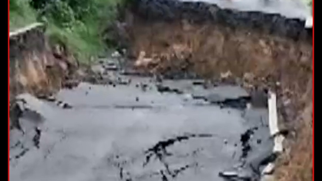 west bardhaman road collapses