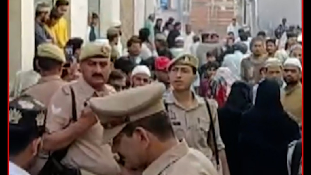 bareilly jail inmate escapes