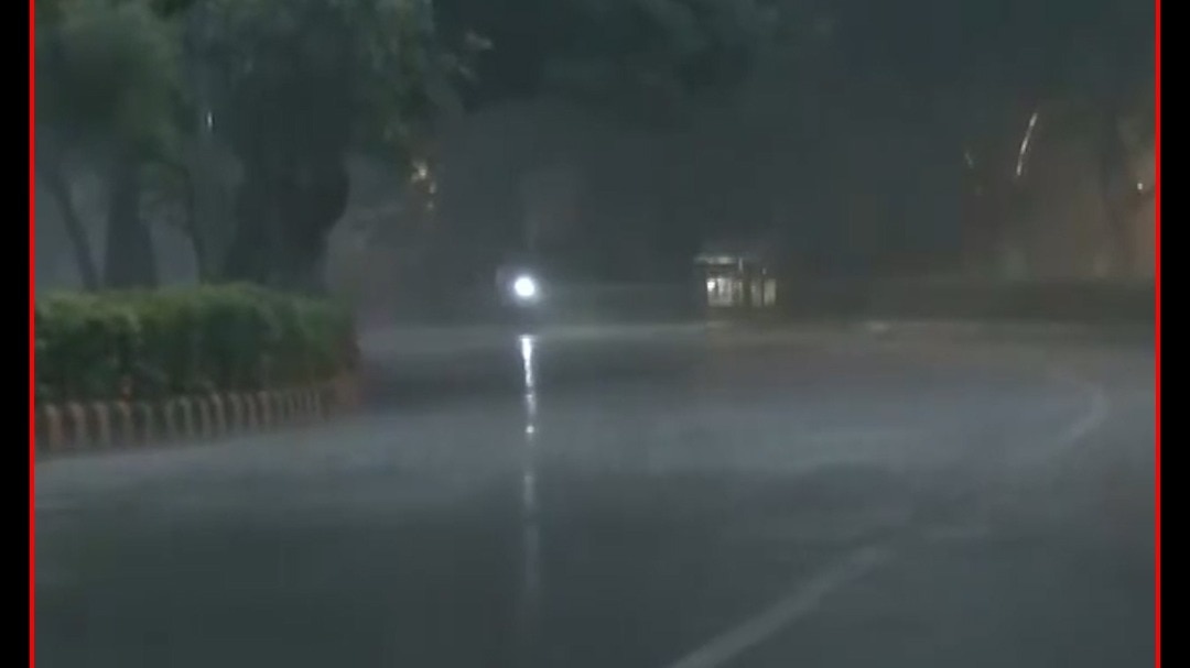 delhi weather rain 