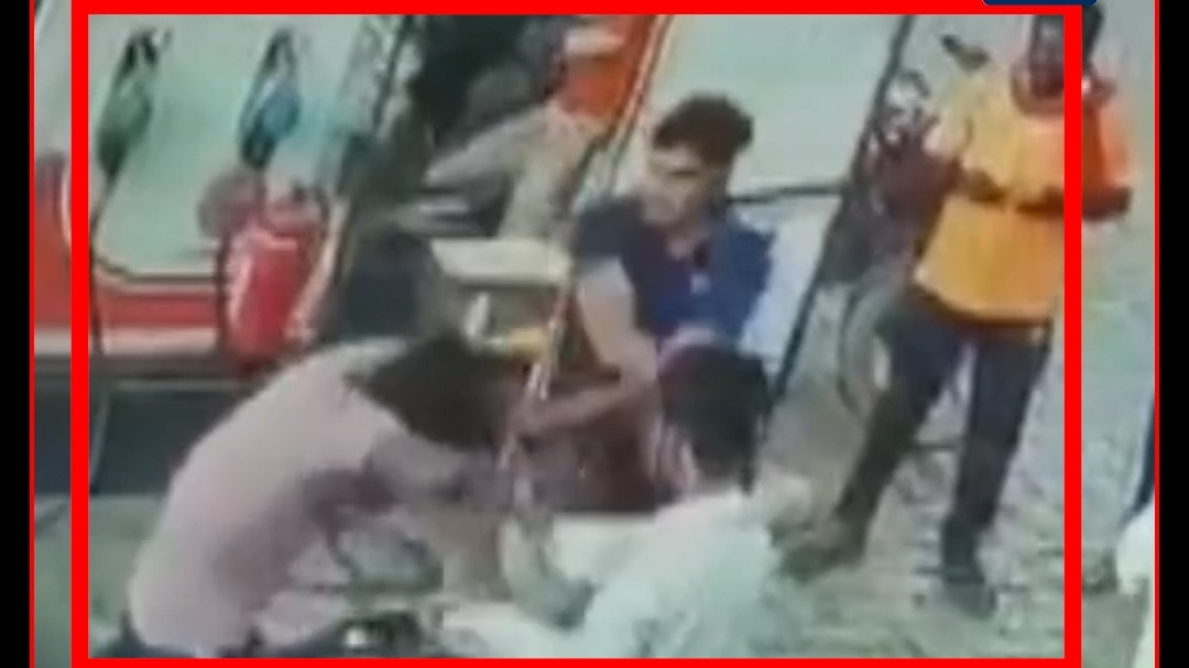 kaushambi car bike collision