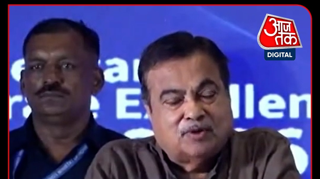 Nitin Gadkari stuck Mumbai traffic