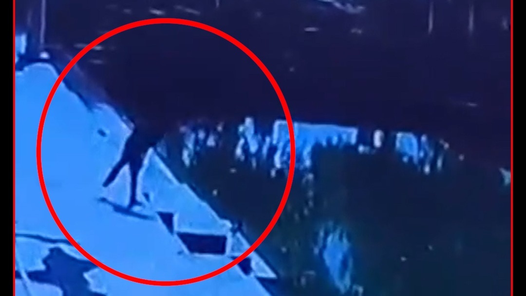 Gorakhpur Surajkund pond drowning death 