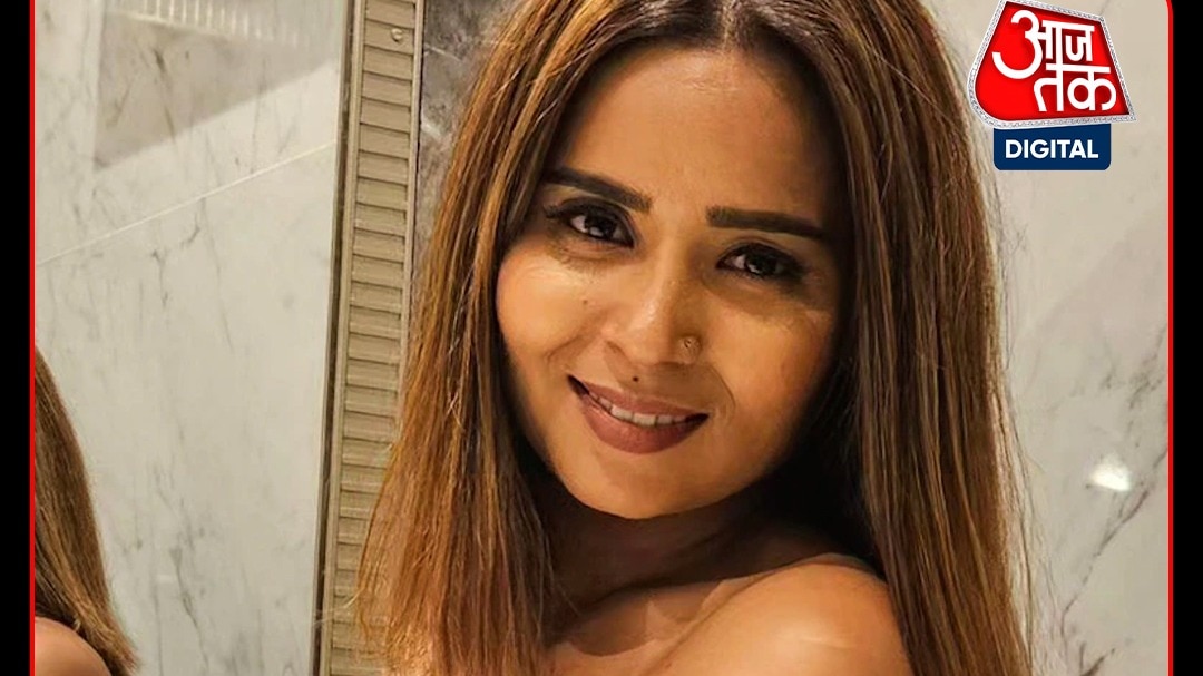 suhana khan exppose OTT