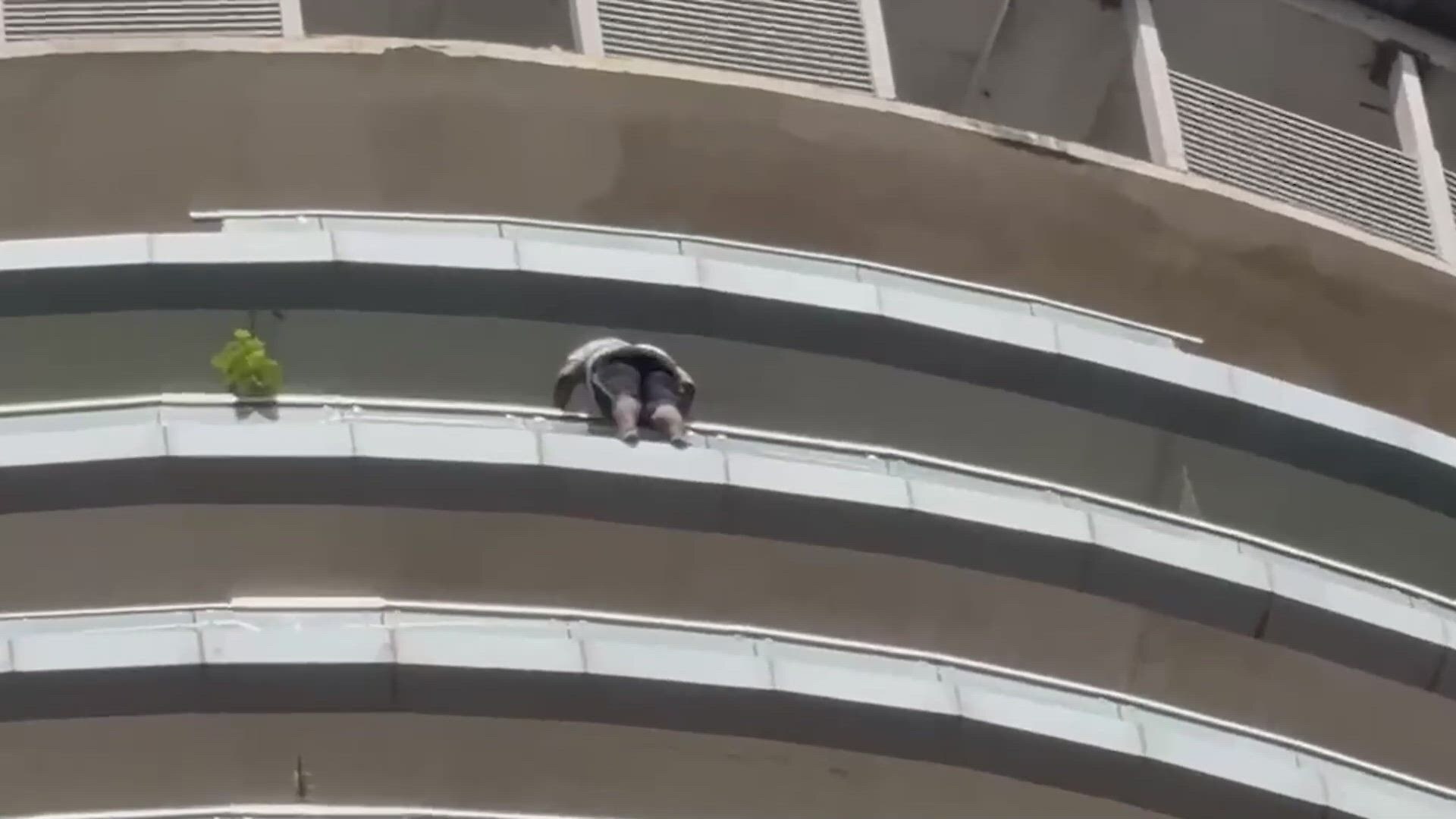 Noida man commits suicide by jumping from 43rd floor of Supernova Society.