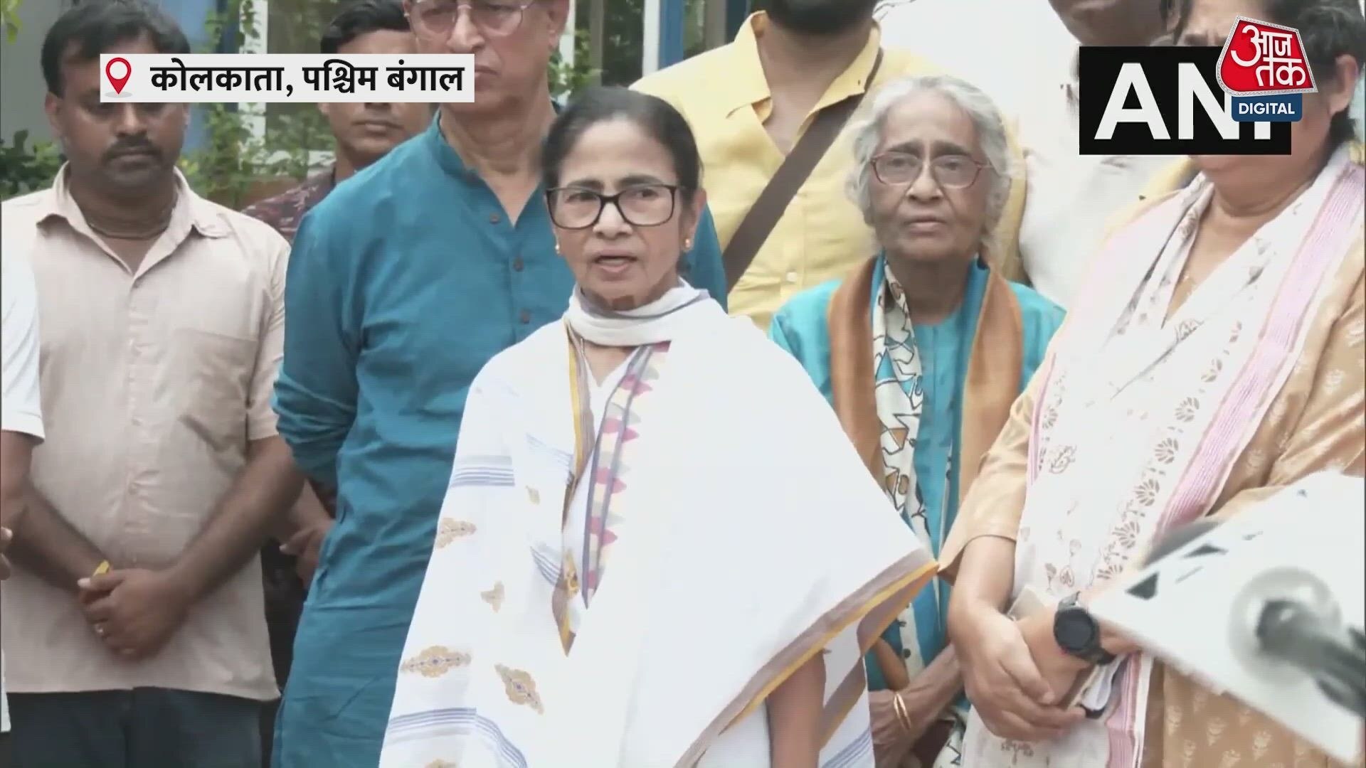 Violence in West Bengal is unacceptable and targeting senior leaders must stop.