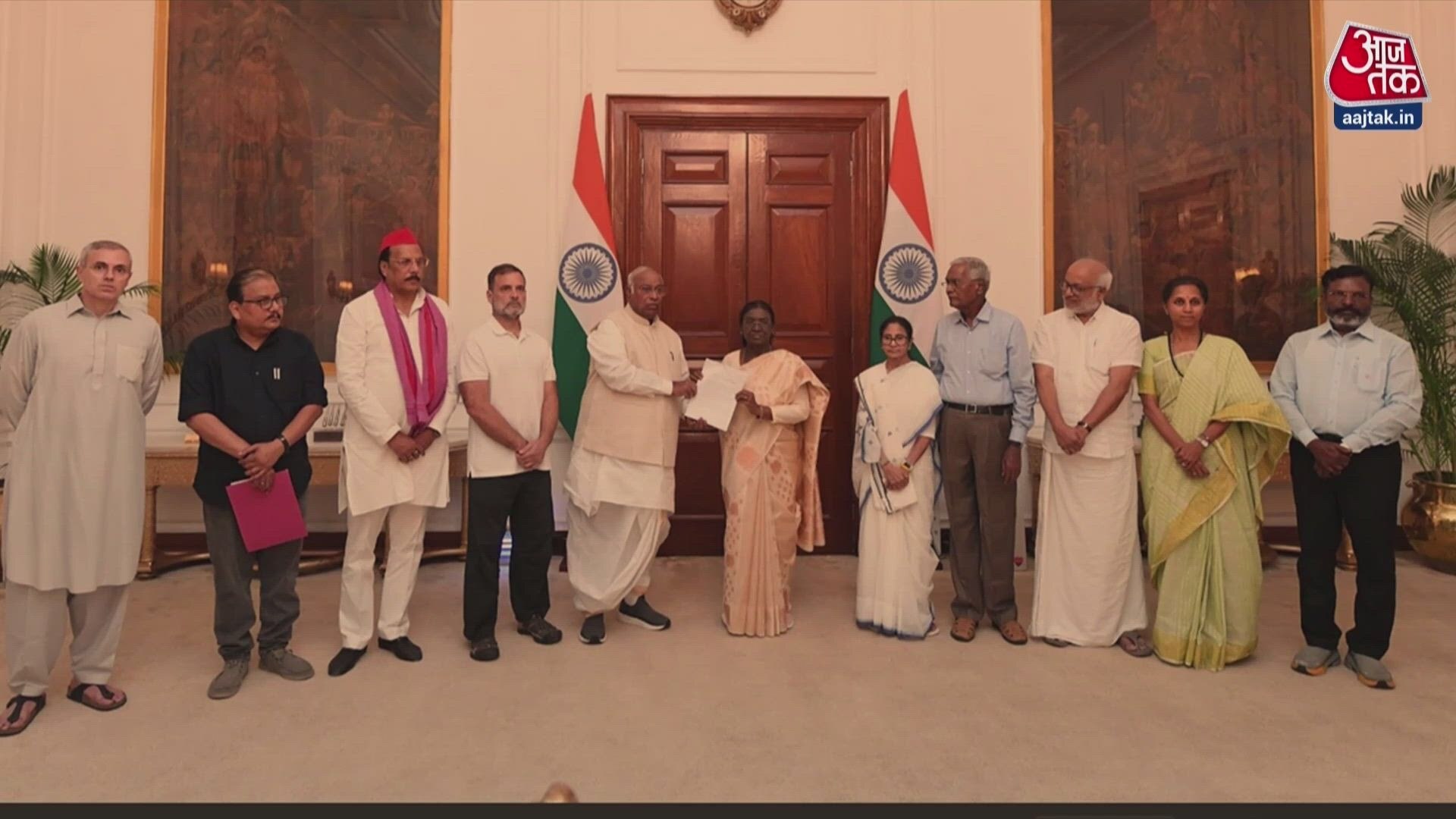 Opposition leaders meet President Droupadi Murmu to demand ballot paper instead of EVM.