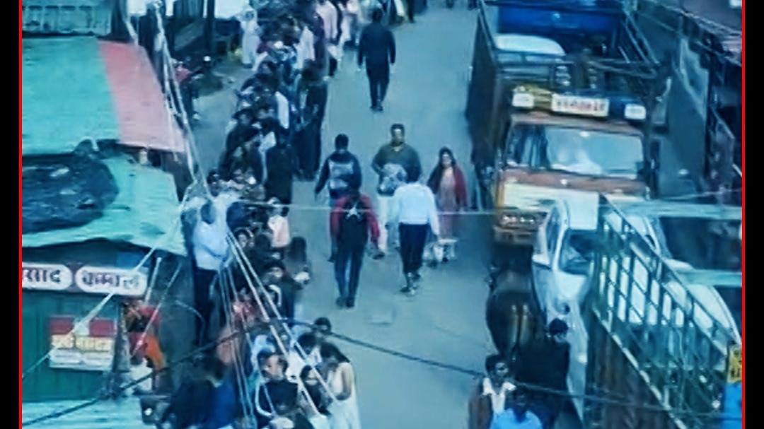 kainchi dham crowd management 