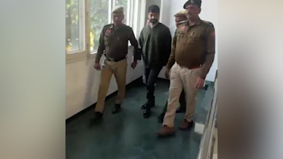 1000 crore scam Luxury Seaside Villas mastermind arrested in Gurugram