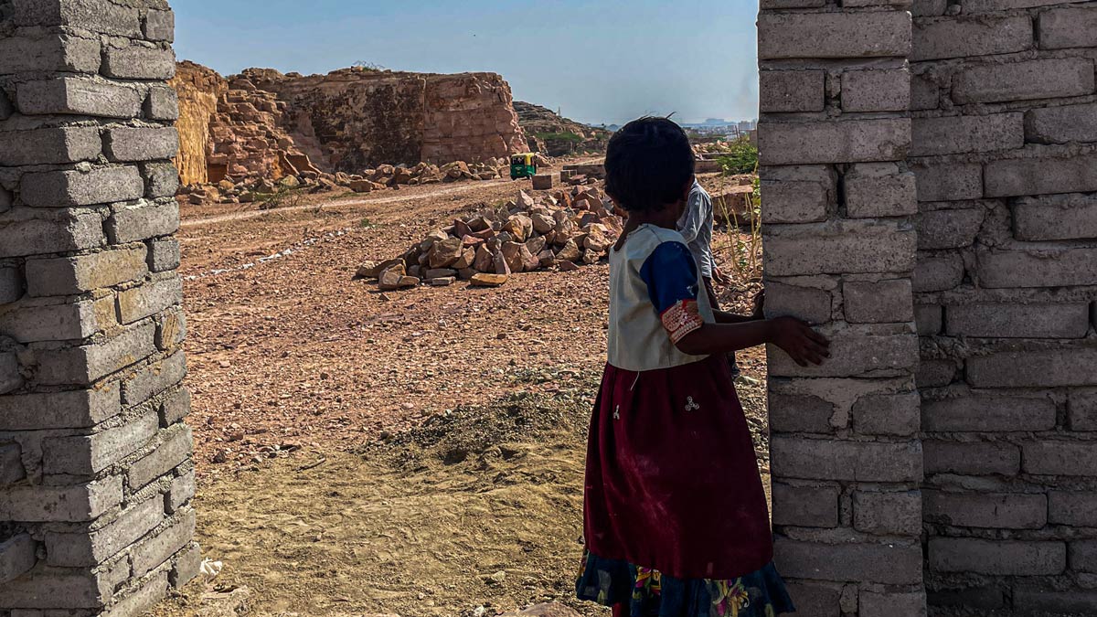 hindu migration from pakistan to india due to violence and rape human stories world refugee day 