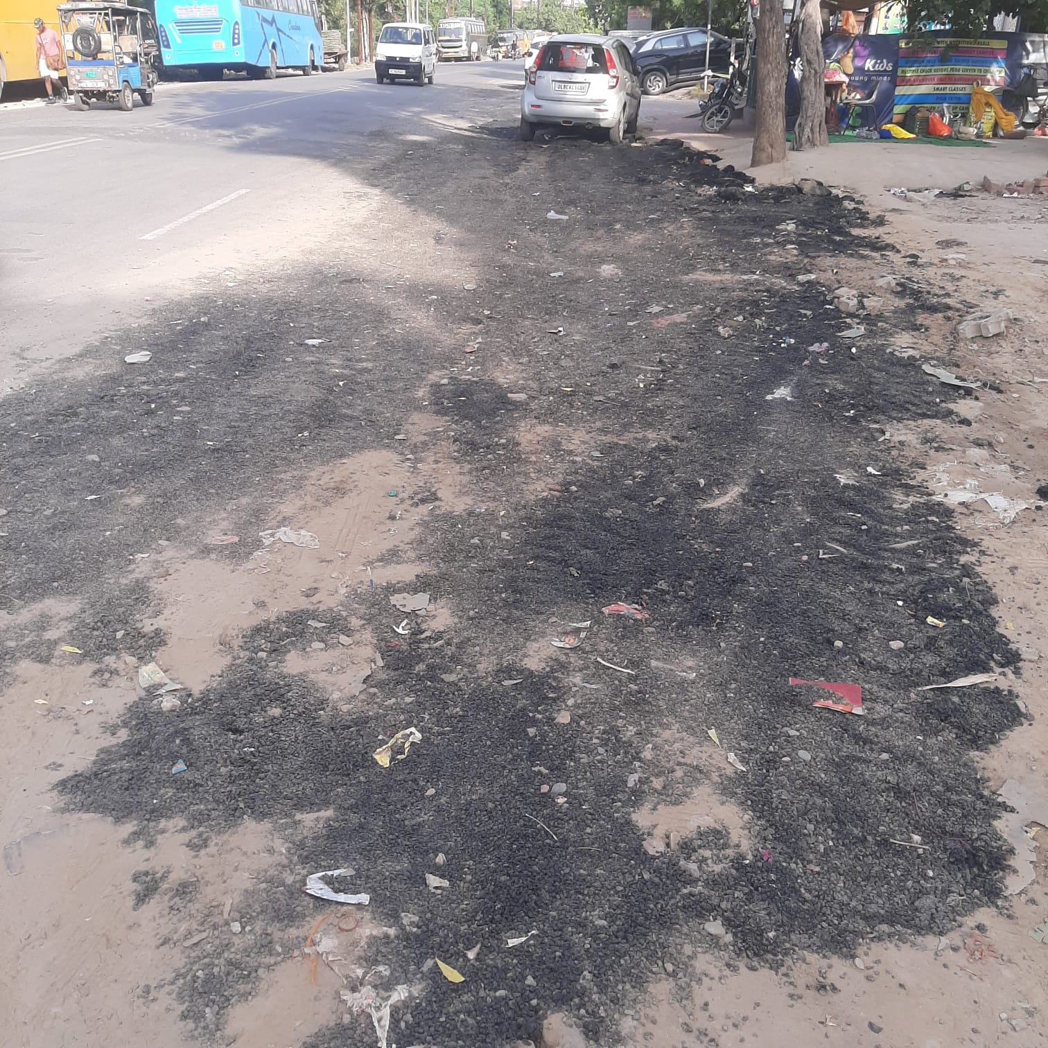 हादसे के बाद हटाया ब्रेकर