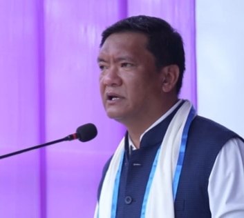 pema khandu