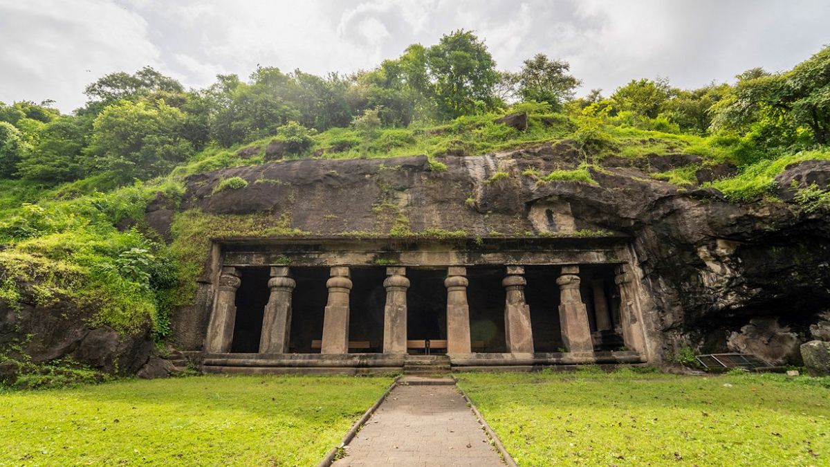 Elephanta Caves in Mumbai