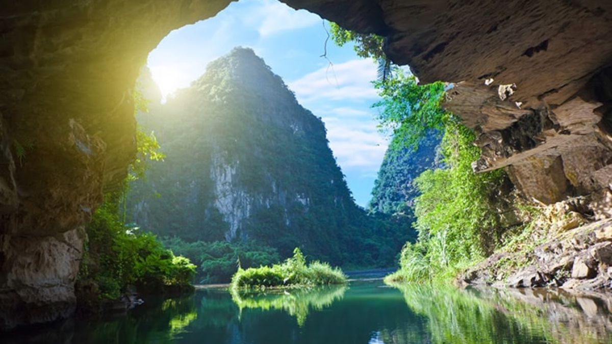 The world’s largest known cave passage