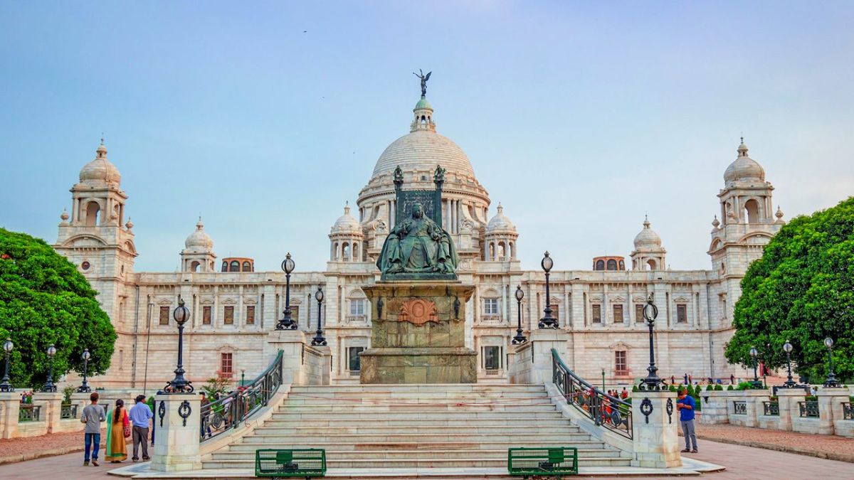 Victoria Memorial Historical Places in India