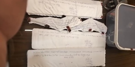 बरामद सामान. बरामद सामान.