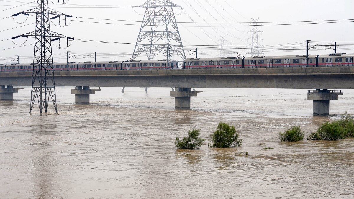 delhi flood News