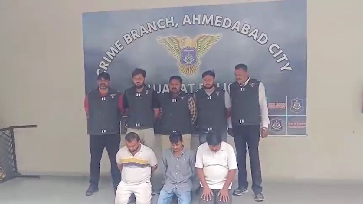 ahmedabad fake blood pressure medicine racket 15000 pills 1200 strips seized ahmedabad fake blood pressure medicine racket 15000 pills 1200 strips seized