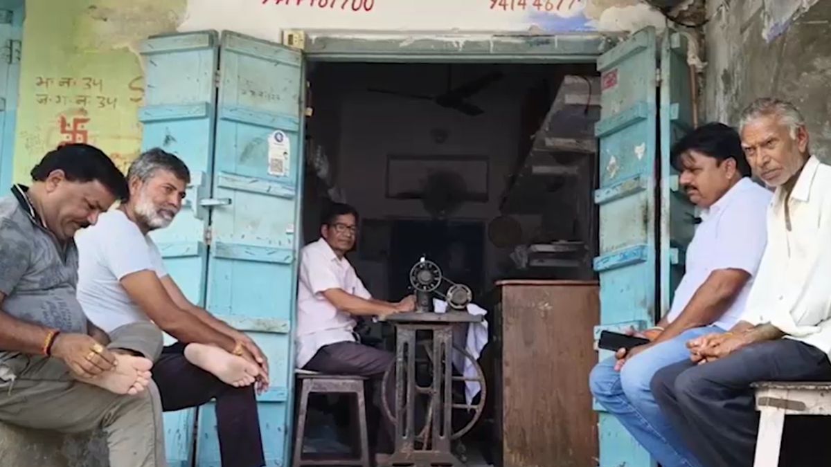 Ajmer Tailor Earning Rs 15000 Gets Rs 975 Crore Income Tax Notice Says Never Visited Gujarat Ajmer Tailor Earning Rs 15000 Gets Rs 975 Crore Income Tax Notice Says Never Visited Gujarat
