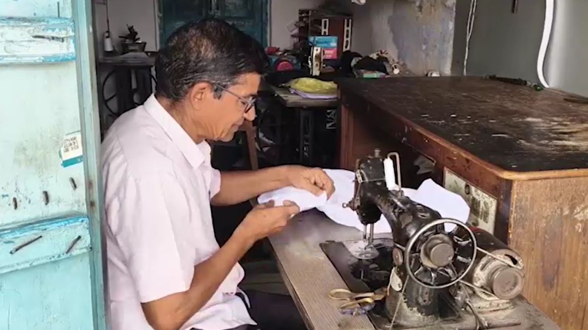 Ajmer Tailor Earning Rs 15000 Gets Rs 975 Crore Income Tax Notice Says Never Visited Gujarat Ajmer Tailor Earning Rs 15000 Gets Rs 975 Crore Income Tax Notice Says Never Visited Gujarat