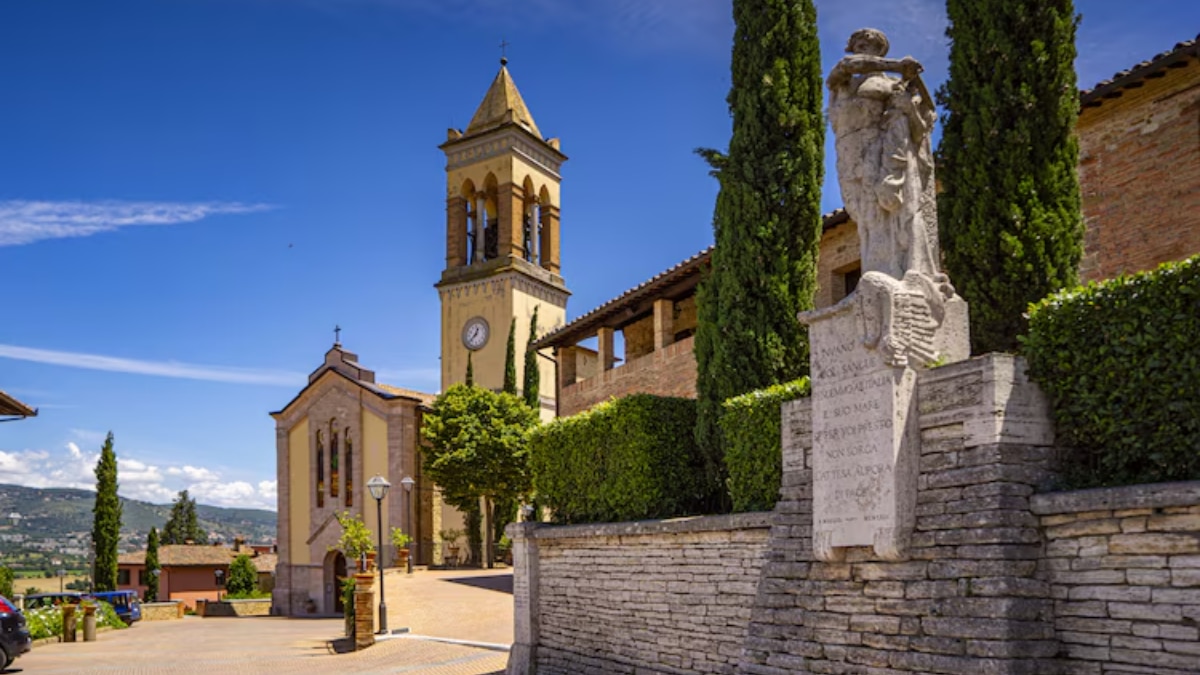 Designer Brunello Cucinelli restored the village Solomeo