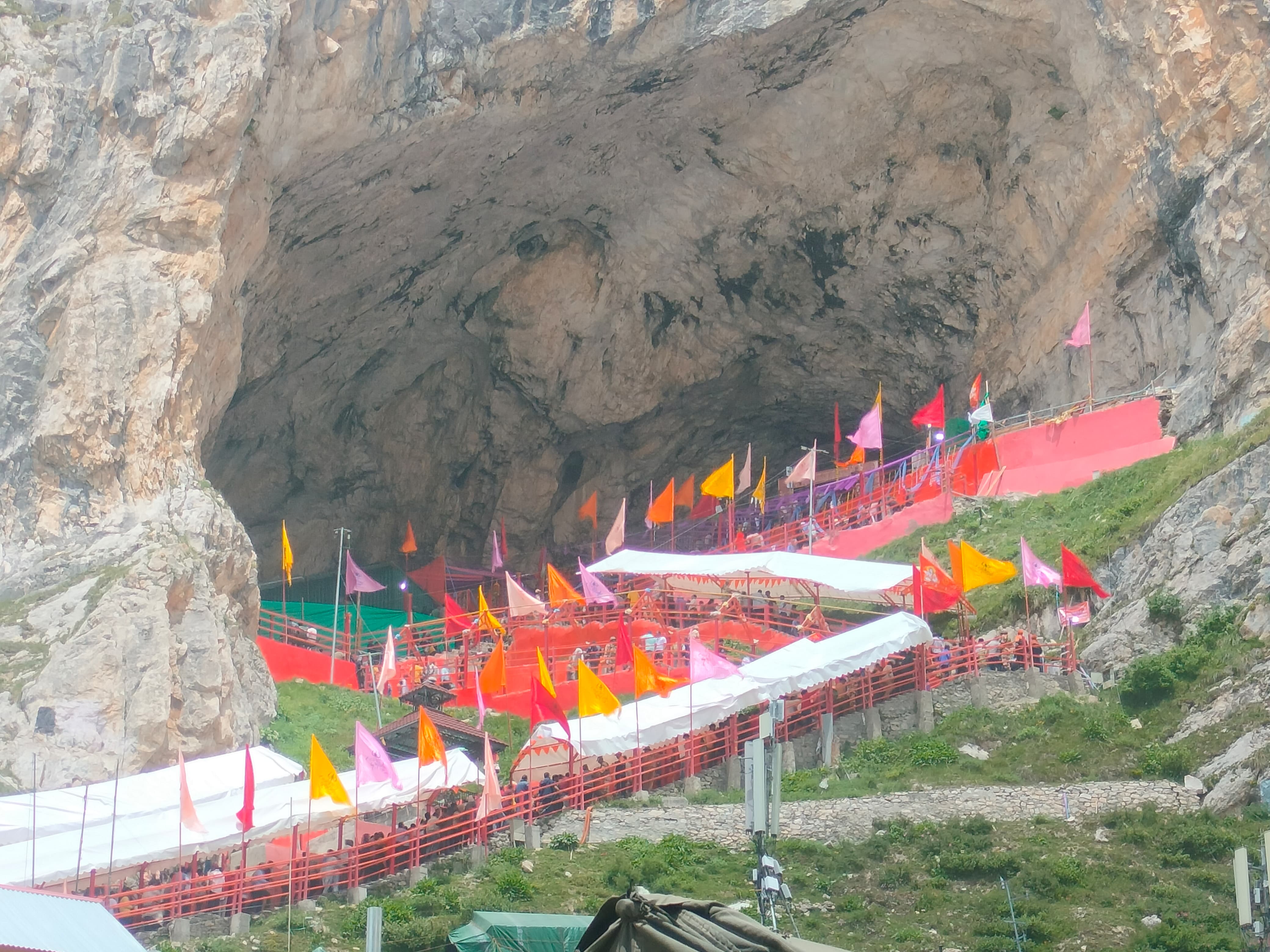 अमरनाथ जी बर्फानी की यात्रा इतनी आसान नहीं 