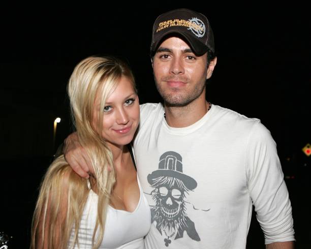 Anna Kournikova and singer Enrique Iglesias. Anna Kournikova and singer Enrique Iglesias.